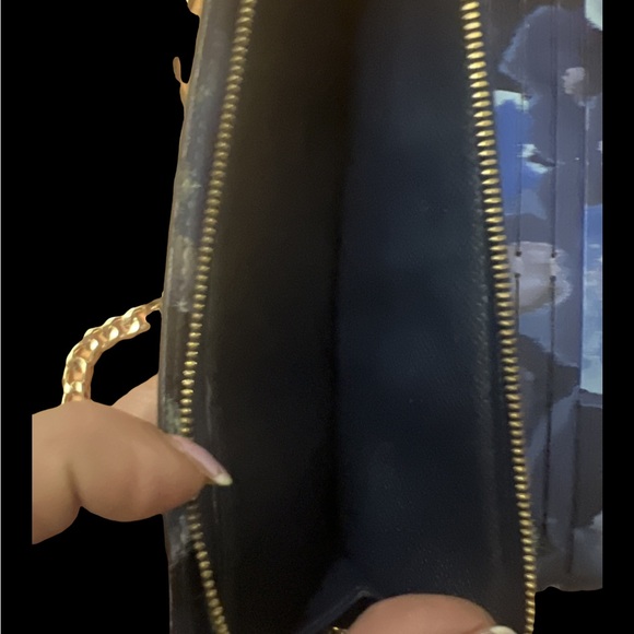 π₯π₯LOUIS VUITTON RARE collectors wallet w/ Chain π₯π₯ - Picture 9 of 14
